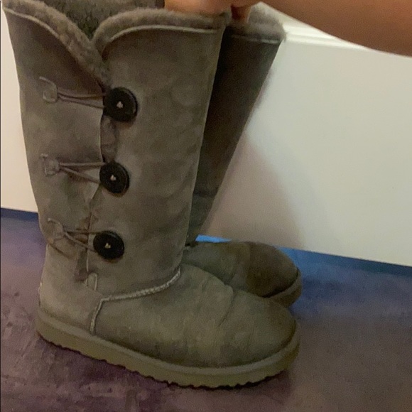 Grey Bailey Button UGG tall - Picture 3 of 5